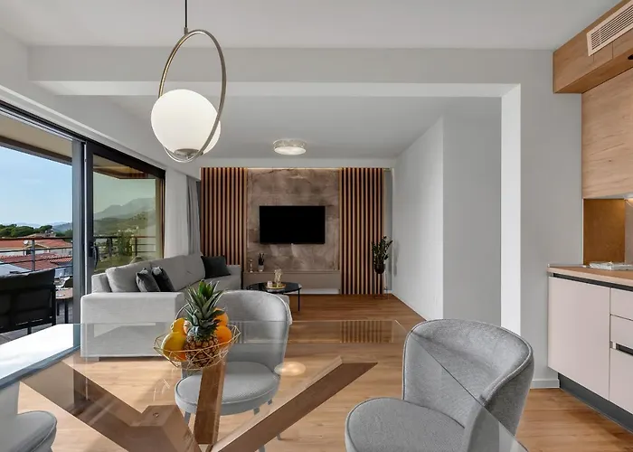 5-6 Luxury Apartments L&L Tucepi - 100M From The Beach - Makarska Exklusiv