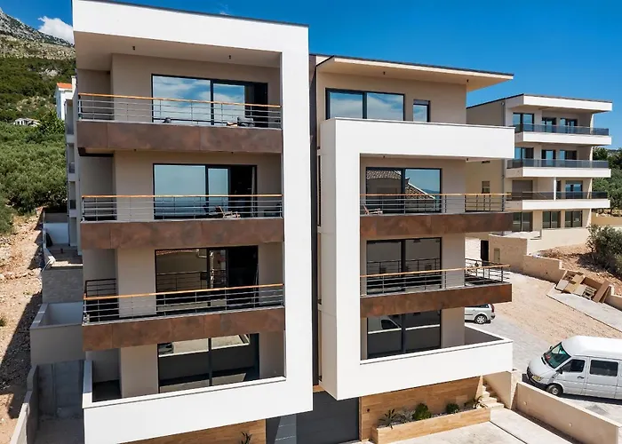 5-6 Luxury Apartments L&L Tucepi - 100M From The Beach - Makarska Exklusiv