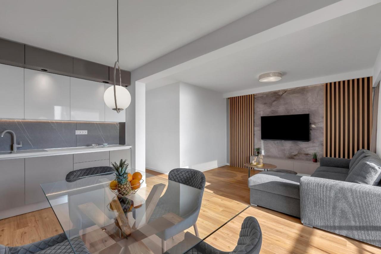 Apartment 5-6 Luxury L&l - 100m From The - Makarska Exklusiv