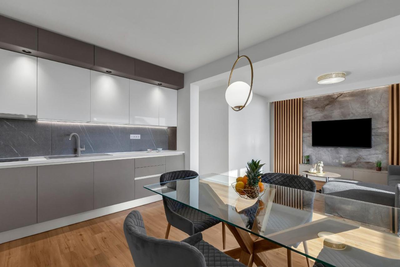 5-6 Luxury L&l - 100m From The - Makarska Exklusiv Apartmán Tučepi