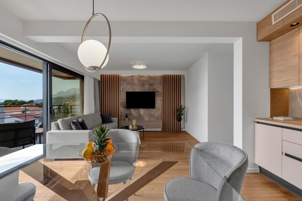 5-6 Luxury L&l - 100m From The - Makarska Exklusiv Apartment *
